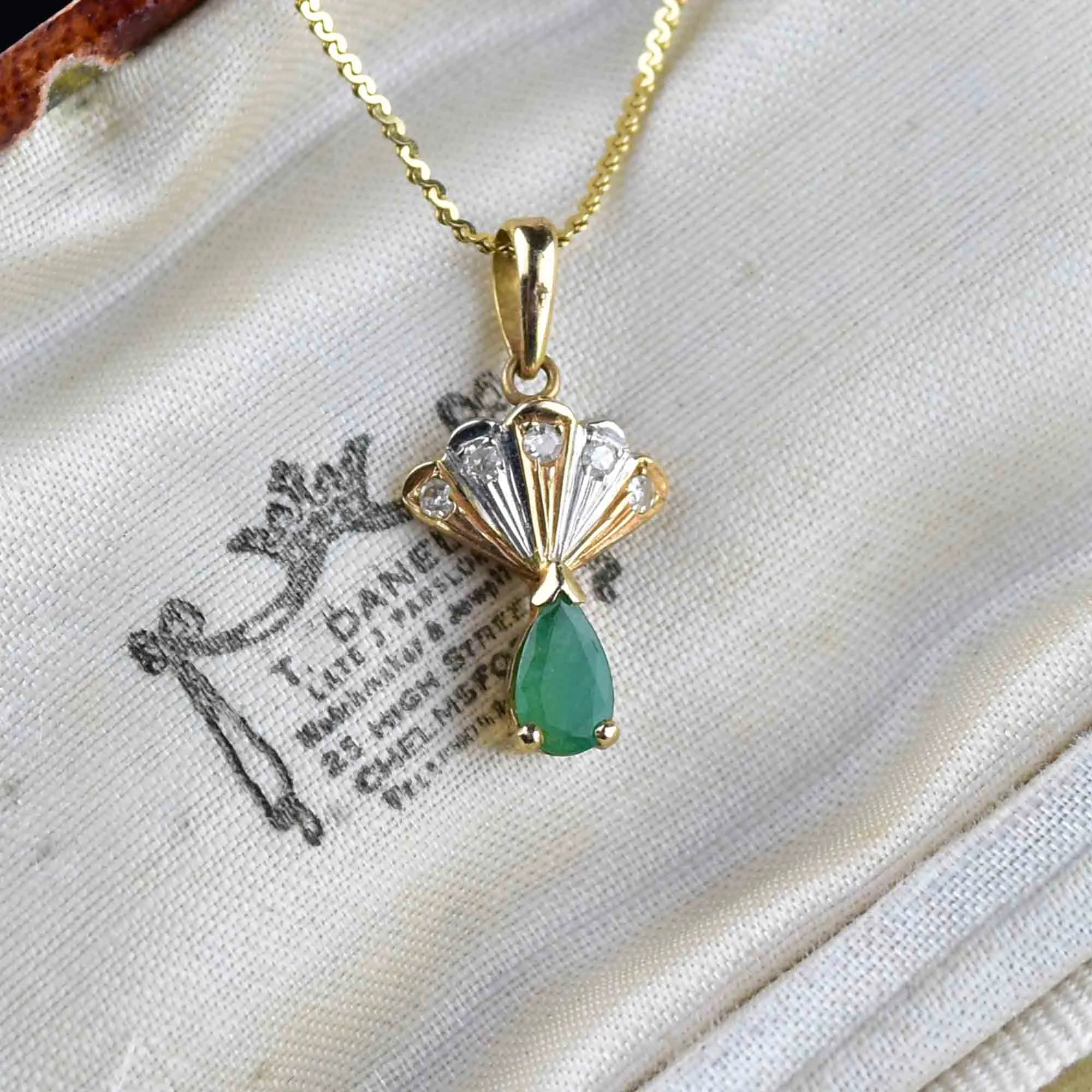 14K Gold Fan Diamond Emerald Pendant Necklace