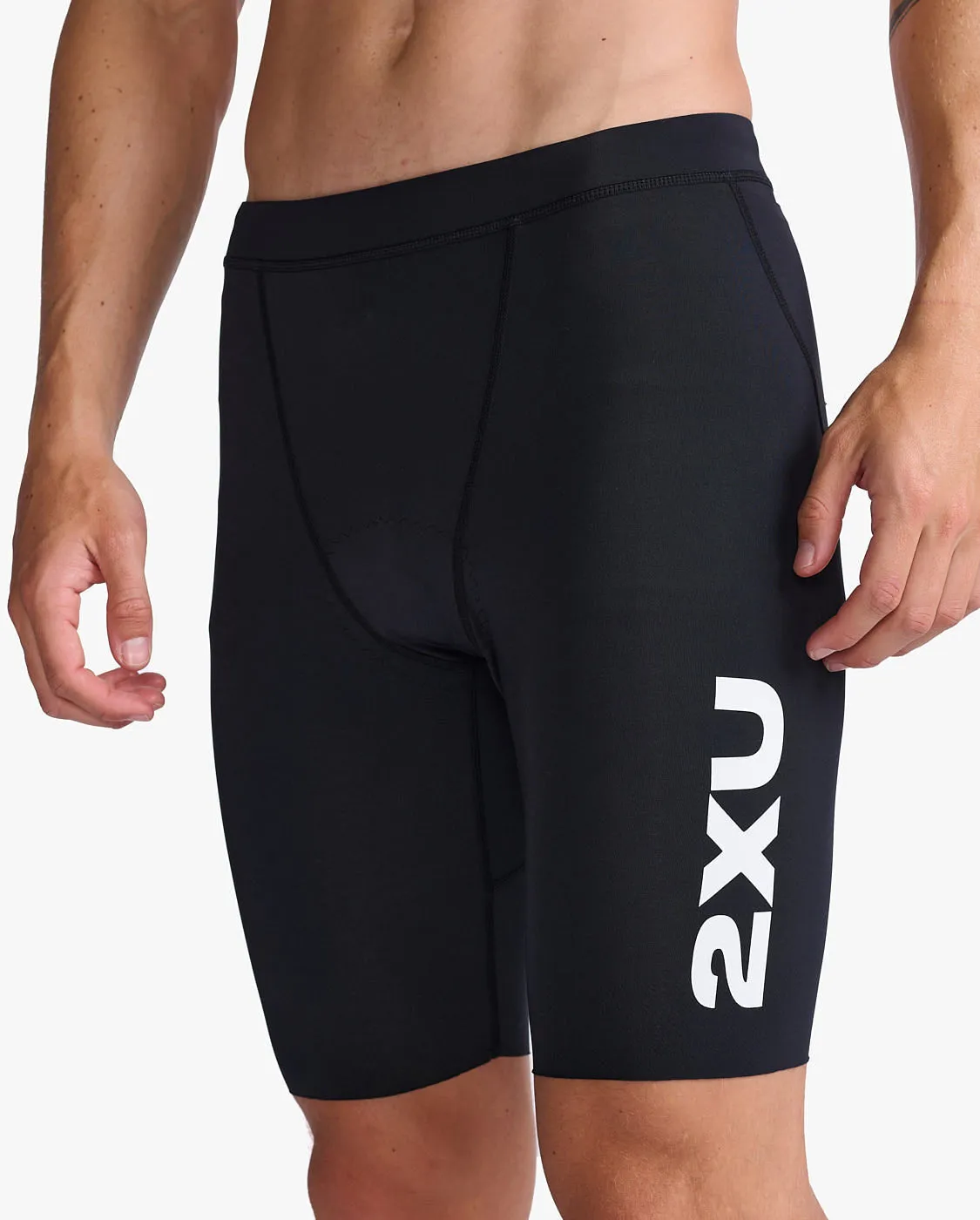 2XU Aero 9 inch Tri Shorts