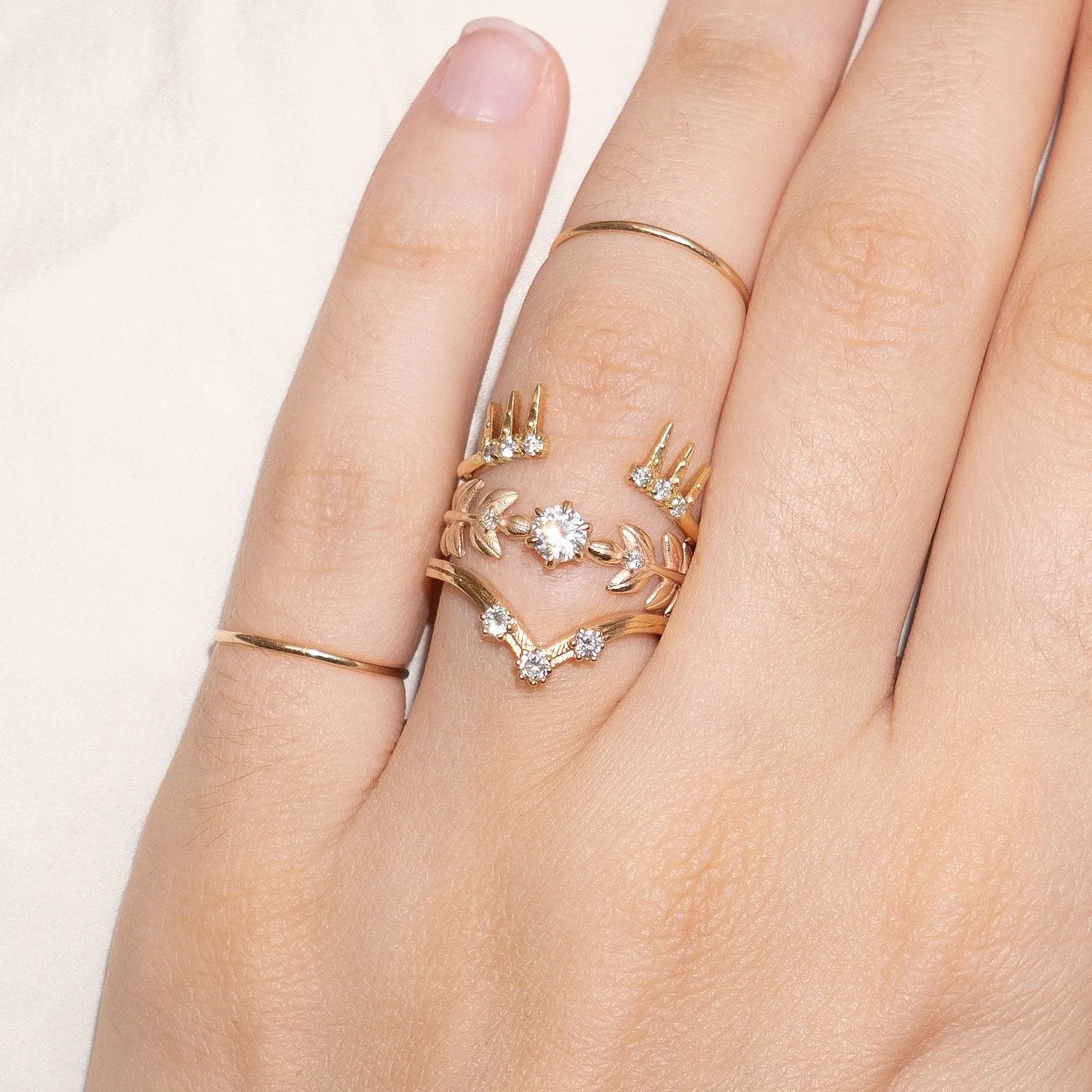 Baby Goddess Leaf Diamond Ring