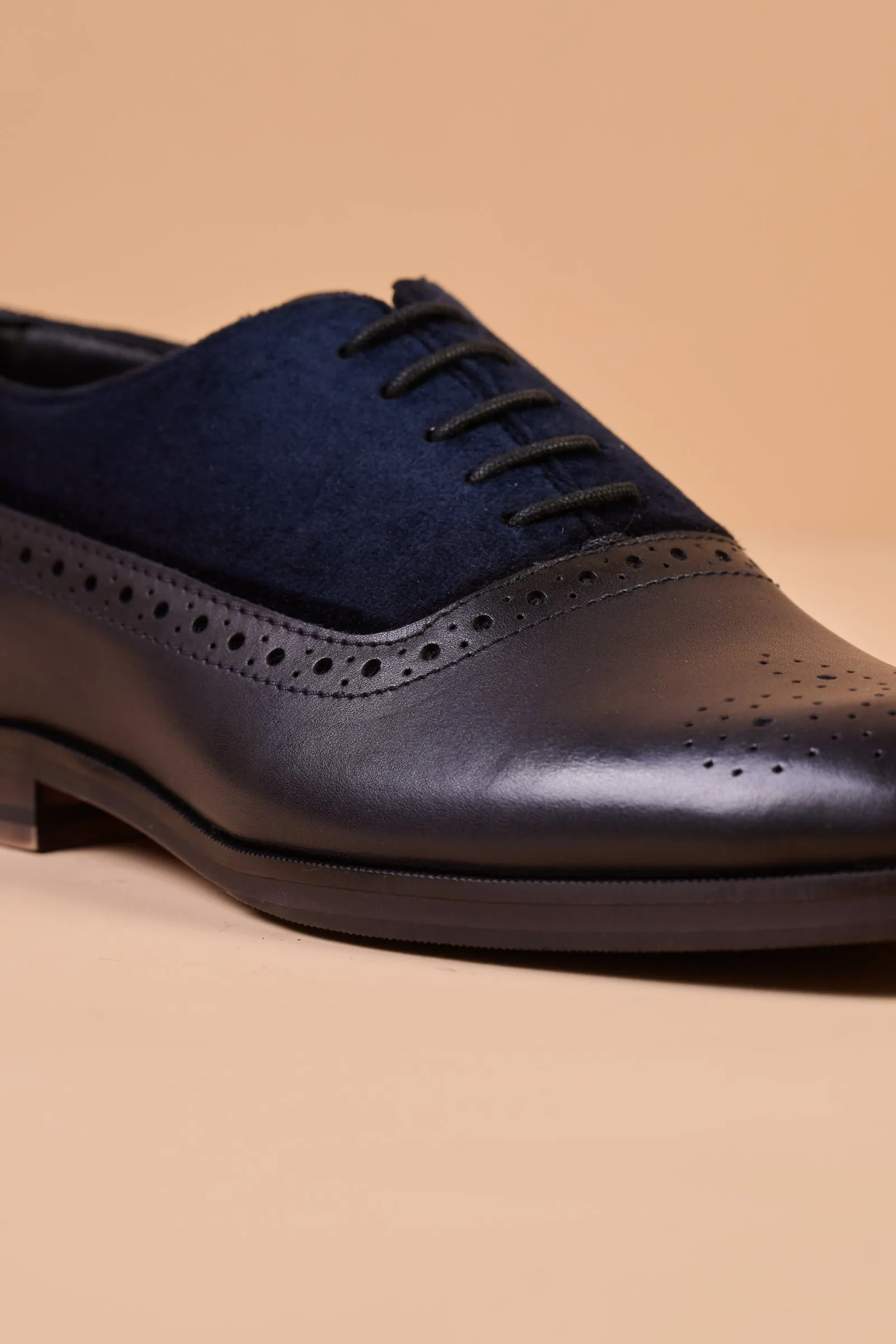 Classic Lace Up Brogue