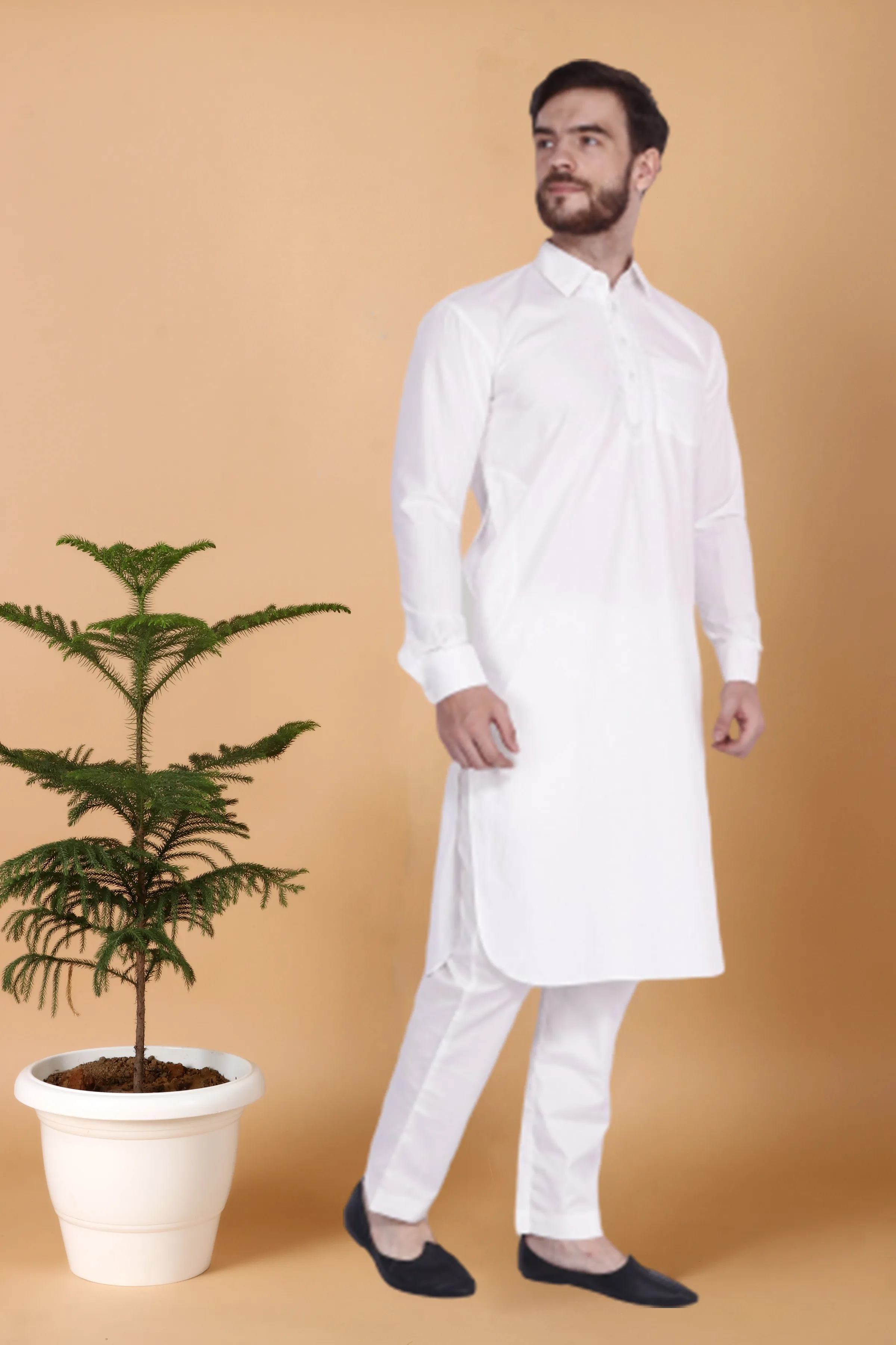 Daring Detailed Kurta Pajama