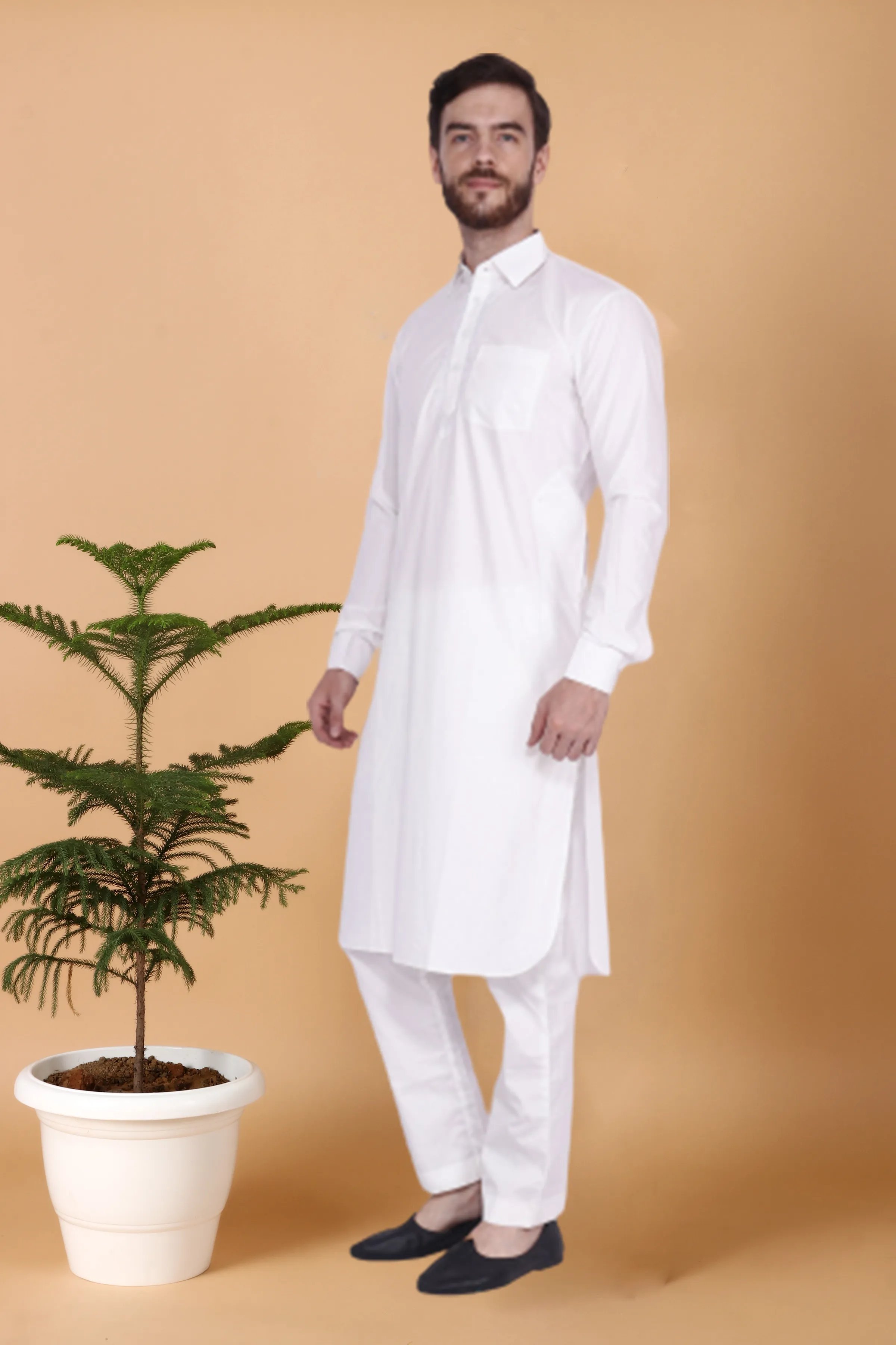 Daring Detailed Kurta Pajama