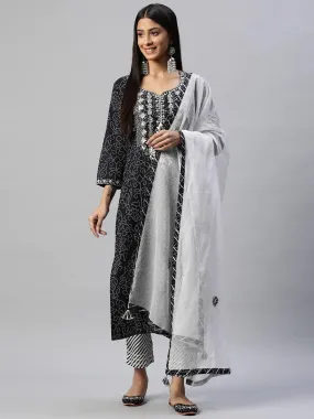 Divena Black and White Cotton Kurta Pant Set With Dupatta