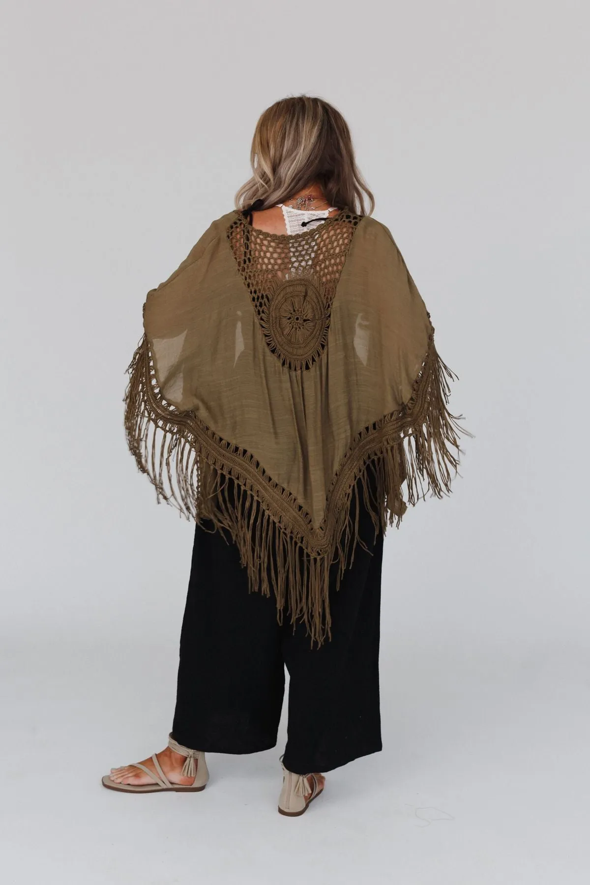 Dreamy Macramé Kimono - Olive