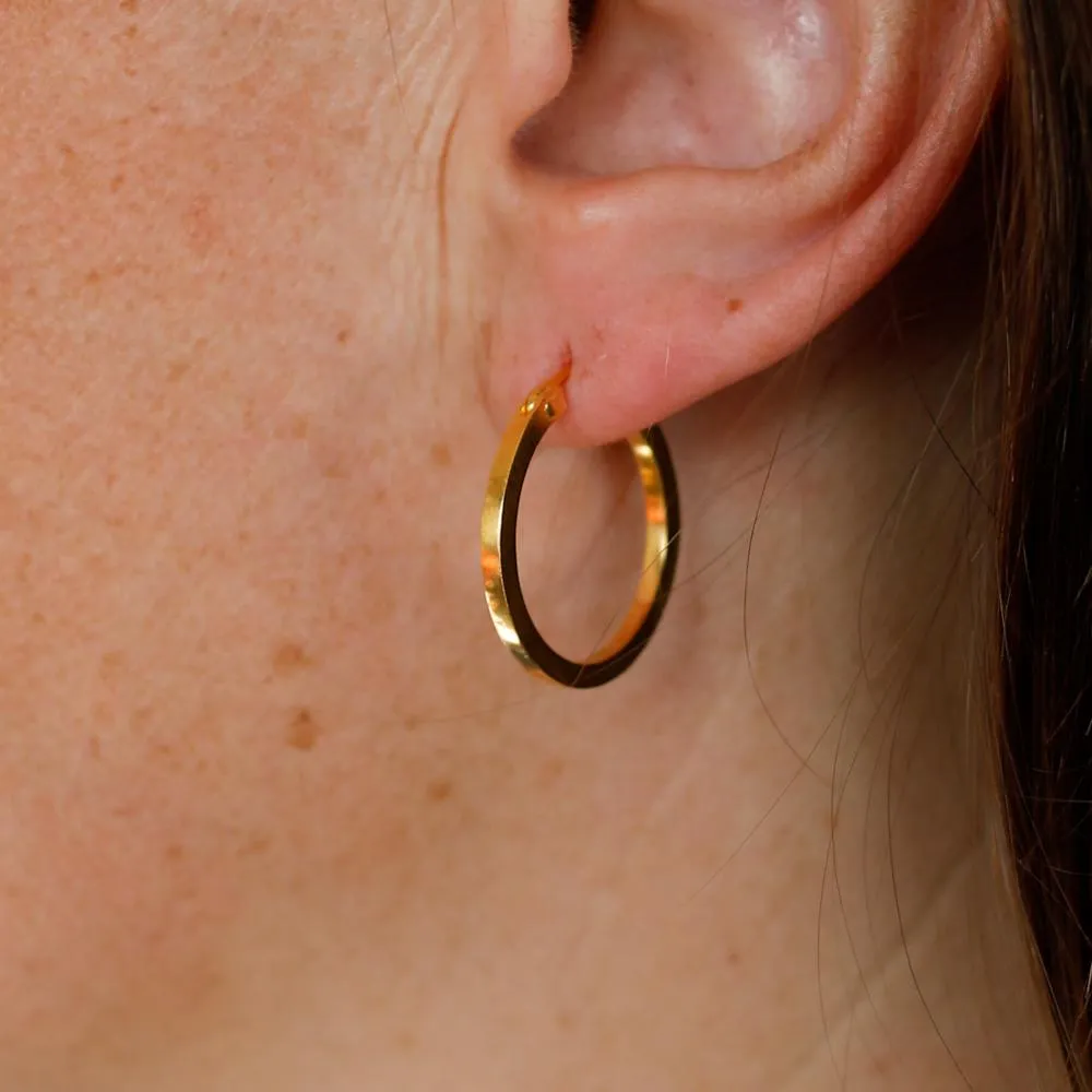 E 648 - Medium Hoop Earring