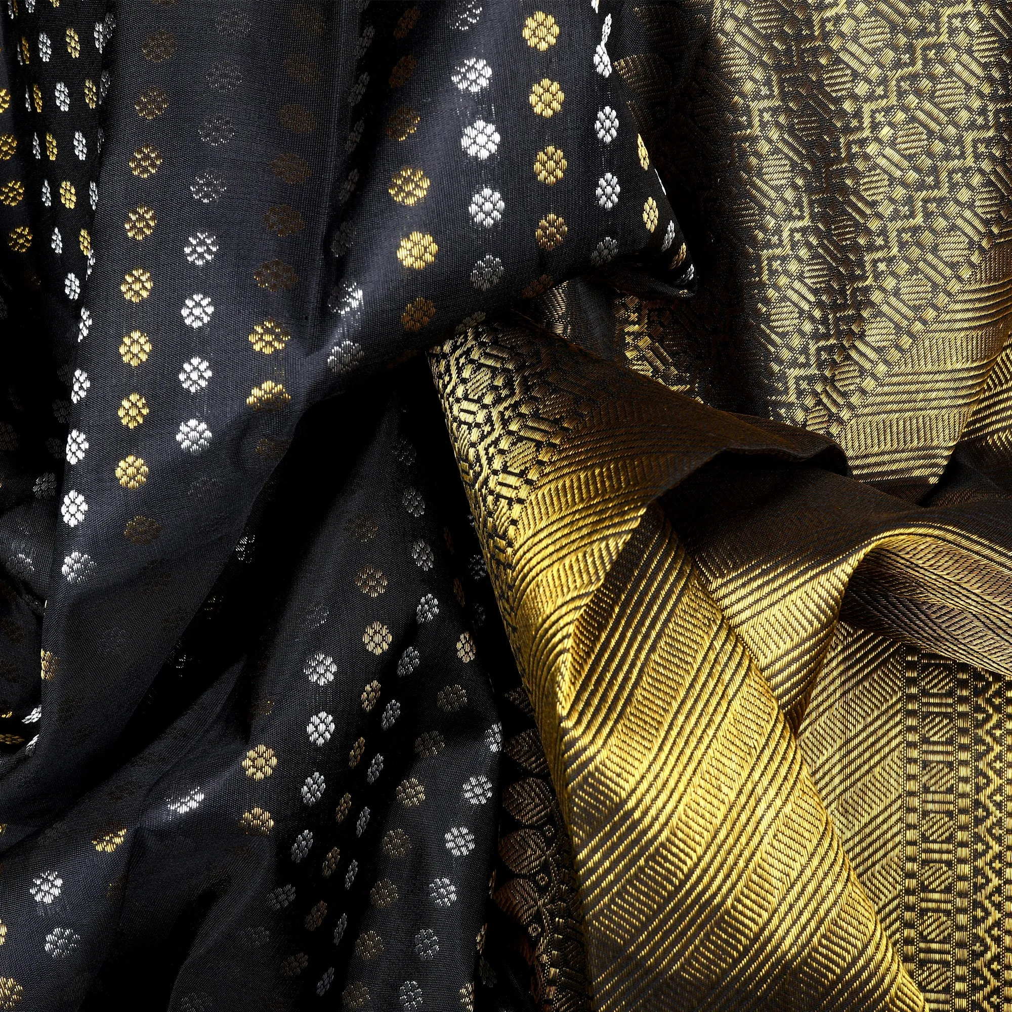 Handwoven Black Kanjivaram Silk Saree - 1049T002919DSC