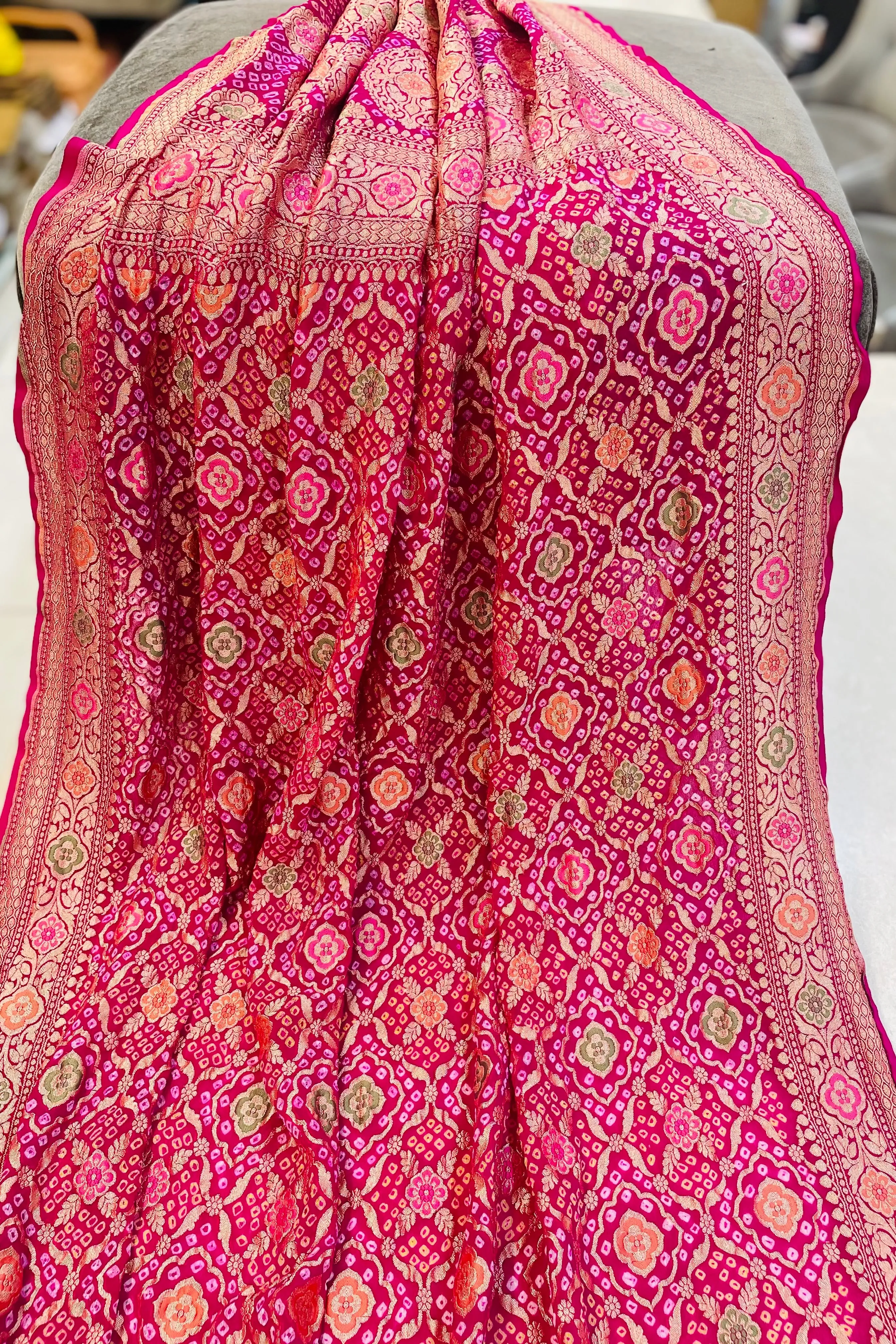 Handwoven Pure Bandhani Banarasi Pink Saree Blouse