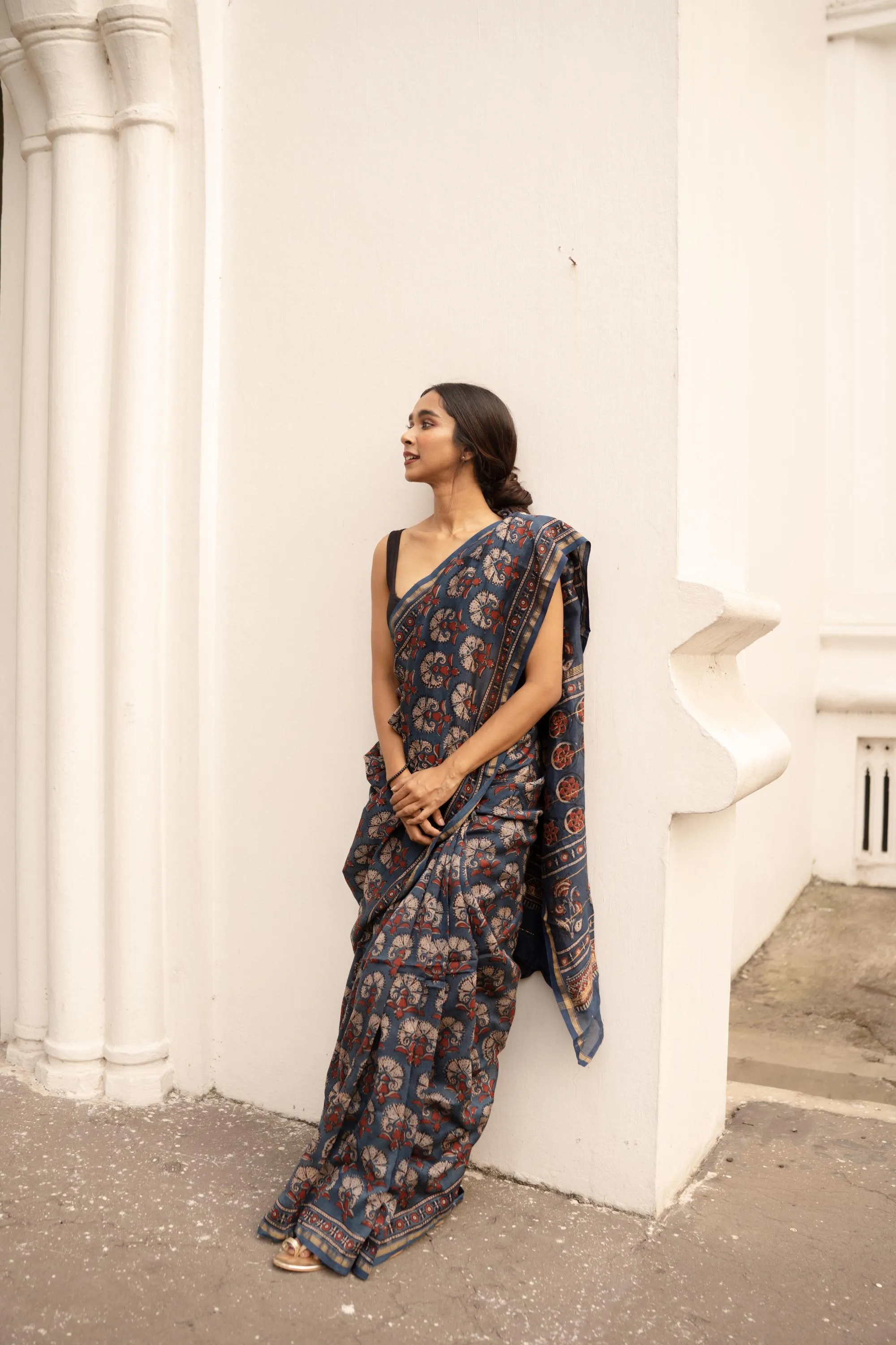 Kaisori Malhar - Dabu Pharad Indigo Kusum handblockprinted Silk Cotton saree