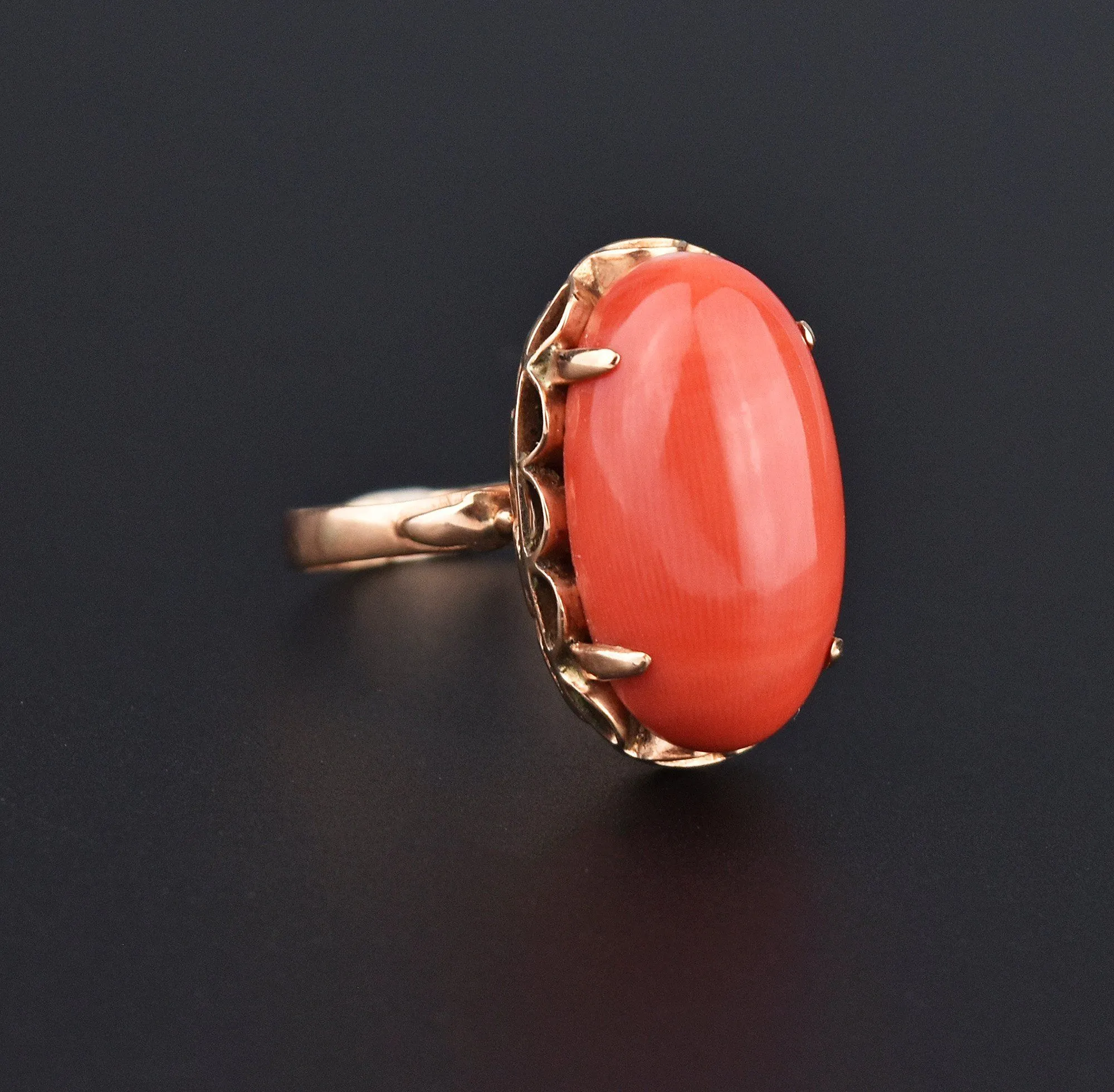 Retro Large Natural Coral Oval 14K Gold Ring