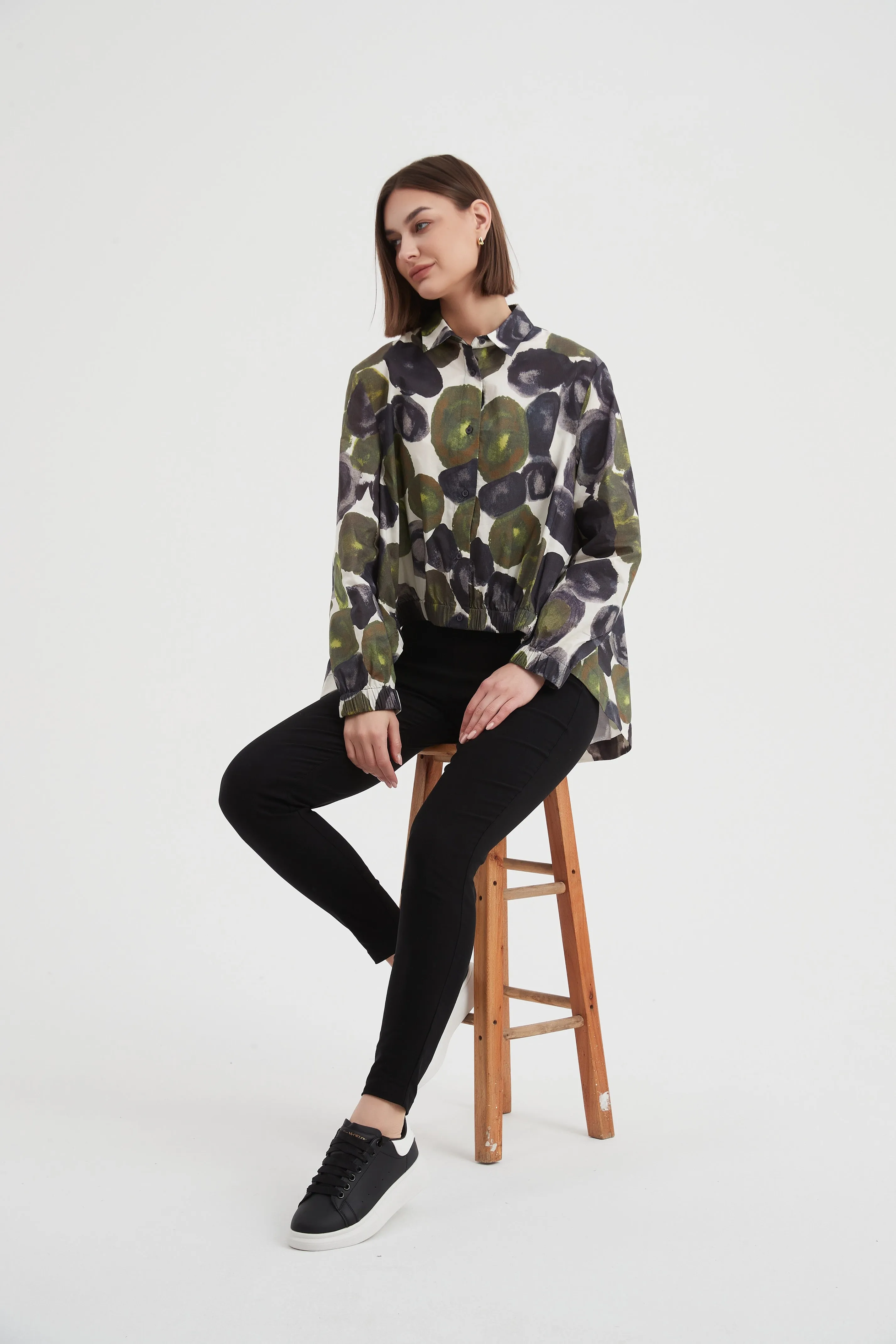 Tirelli - Elastic Front Hem Print Shirt - Moss Spot