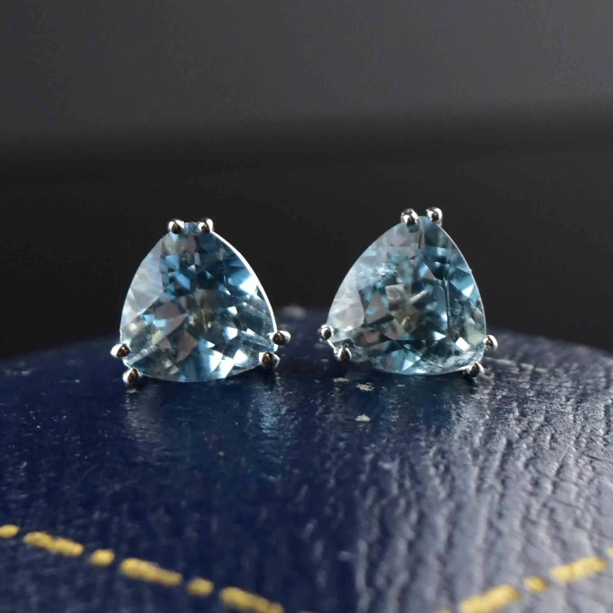 Vintage 14K White Gold Trillion Cut Aquamarine Stud Earrings